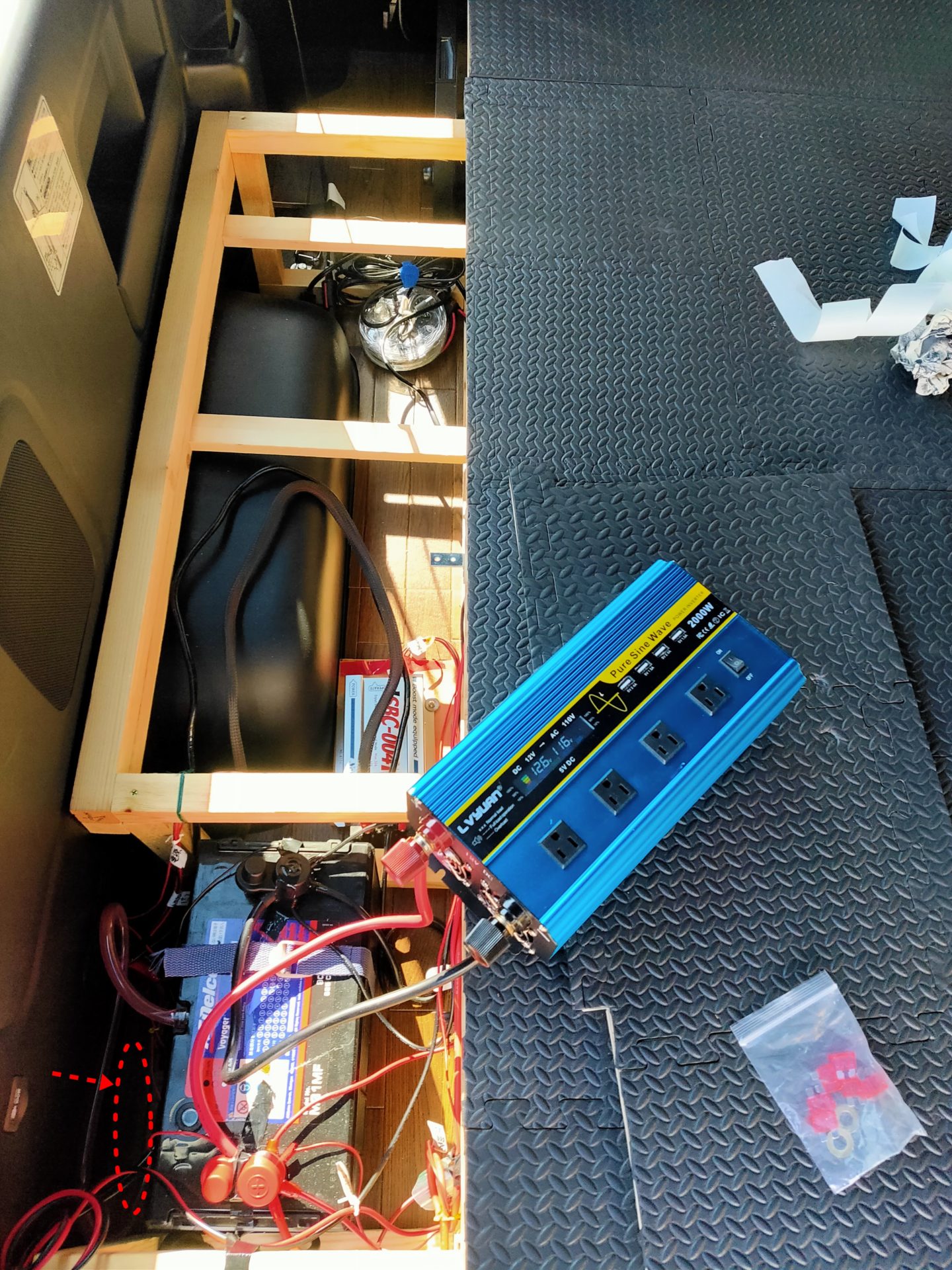 第２弾 電源検討 苦悩 編 ハイエースにポータブルクーラー選び アイリスオーヤマ Ipp 2221g 55hiace くるま旅 車中泊 とハイエース