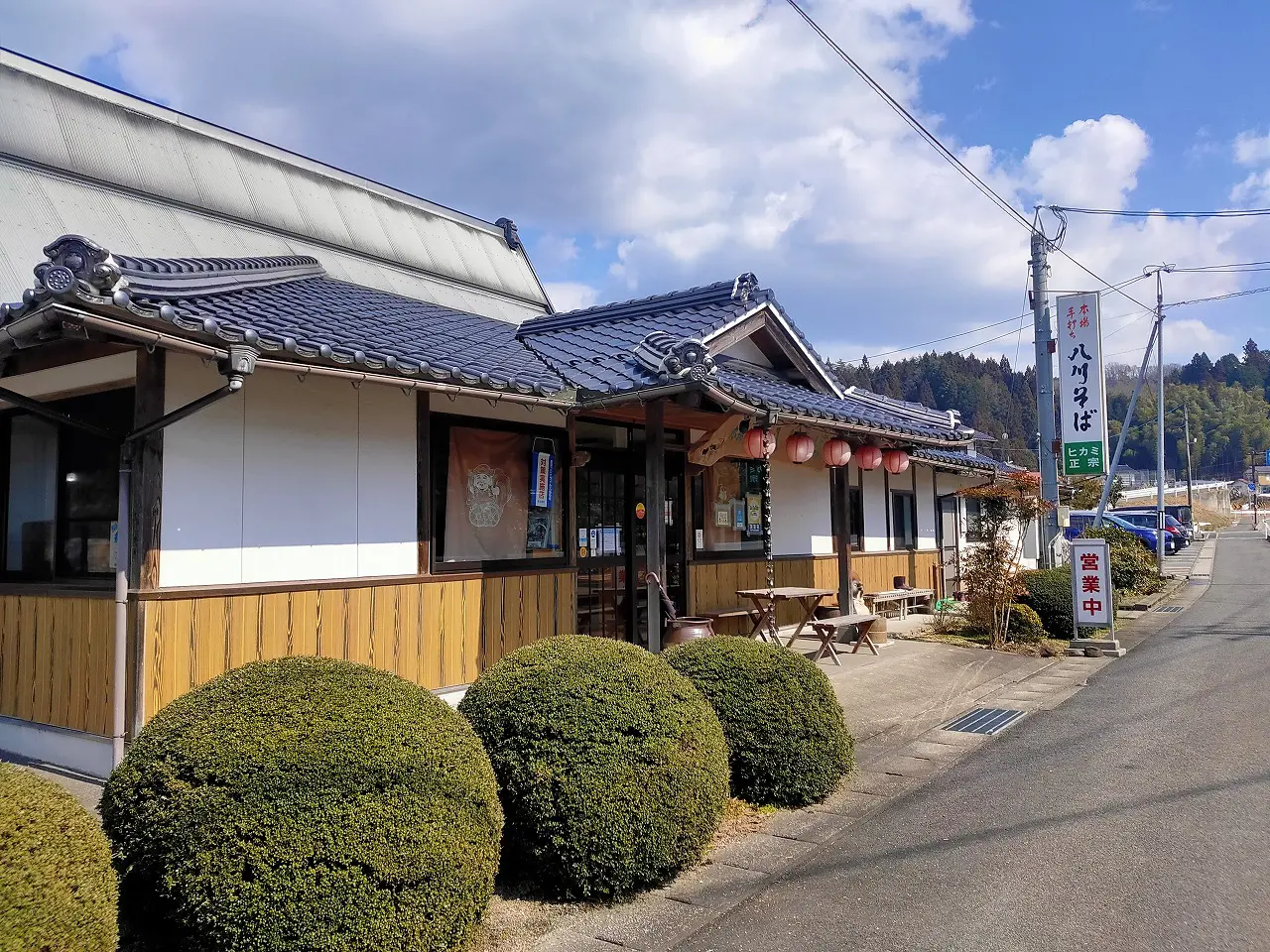 島根県 奥出雲町 本物のそば ハンバーガーを食べる 春のドライブコース 55hiace くるま旅 車中泊 とハイエース